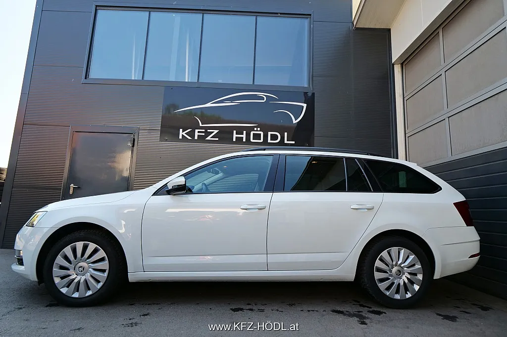 Skoda Octavia Combi 1,6 TDI Ambition Image 6