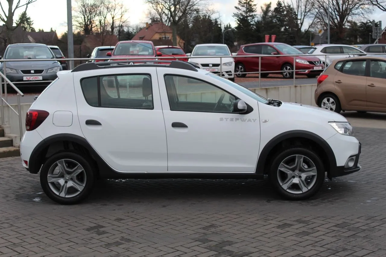 Dacia Sandero Stepway 0.9 TCe...  Image 3