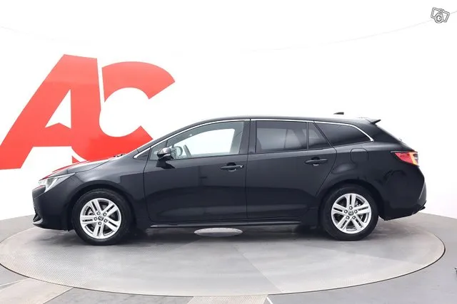 Toyota Corolla Touring Sports 1,8 Hybrid Prestige Edition -  Image 2