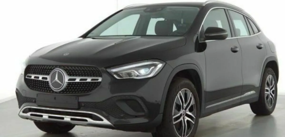 MERCEDES BENZ Classe GLA GLA 200 d Automatic Sport Plus Image 2