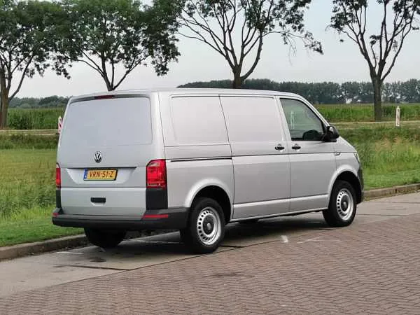 Volkswagen Transporter 2.0 TDI L1H1 Airco 150PK Image 3